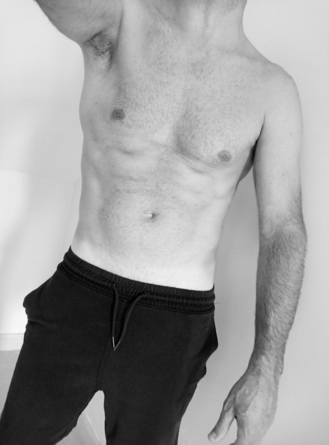 Profil de Tomy, 45 ans, Gay rencontre à Jenins