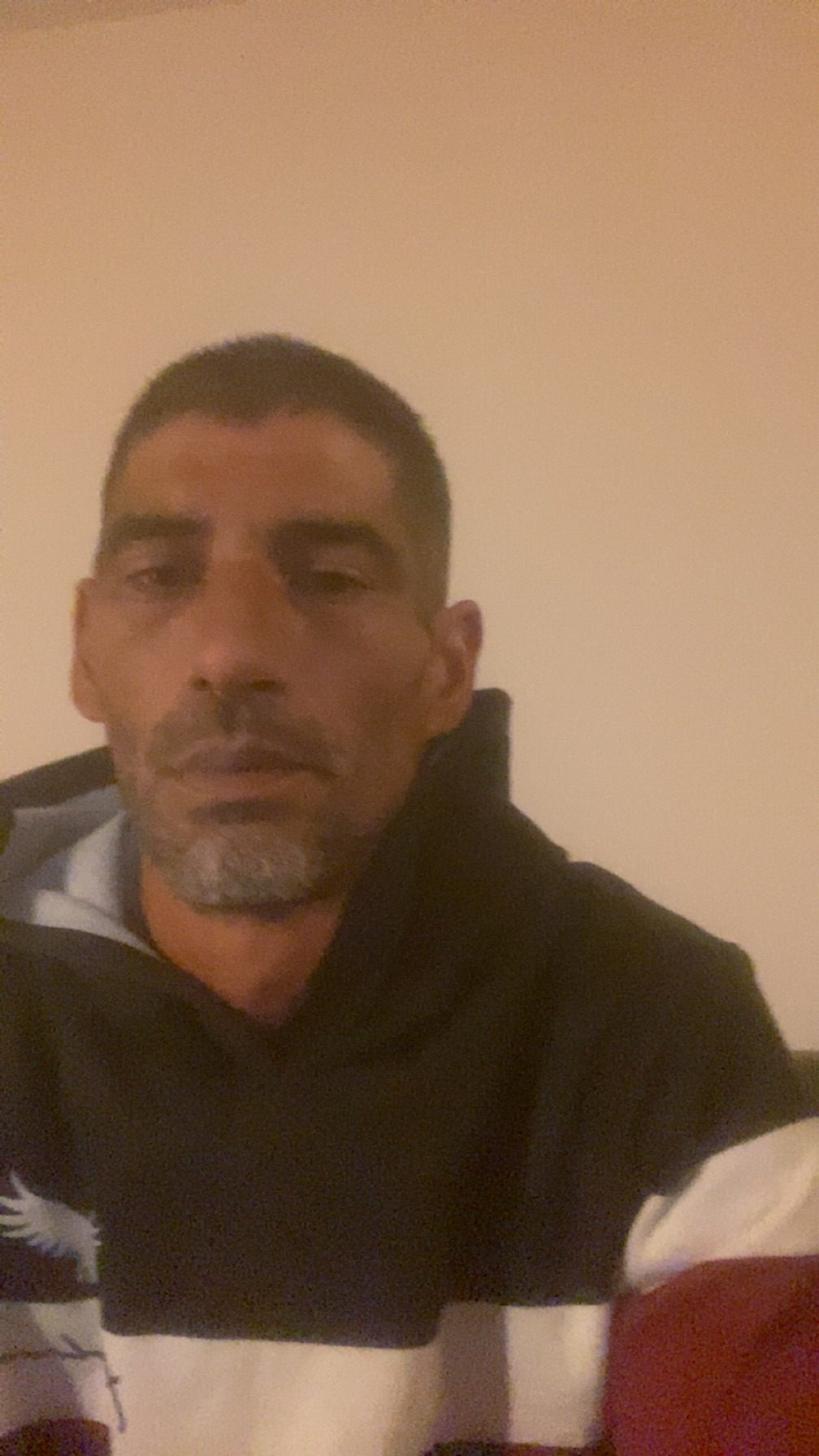 Profil de Halim, 40 ans, Gay rencontre à Borex
