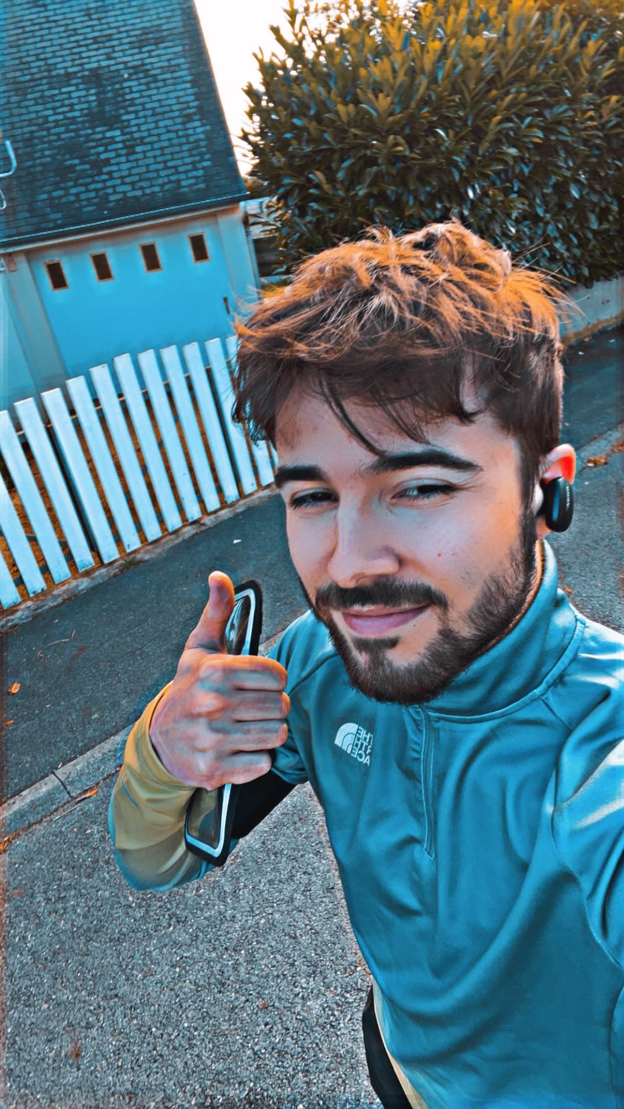 Profil de Nejim, 20 ans, Gay rencontre à Marolta