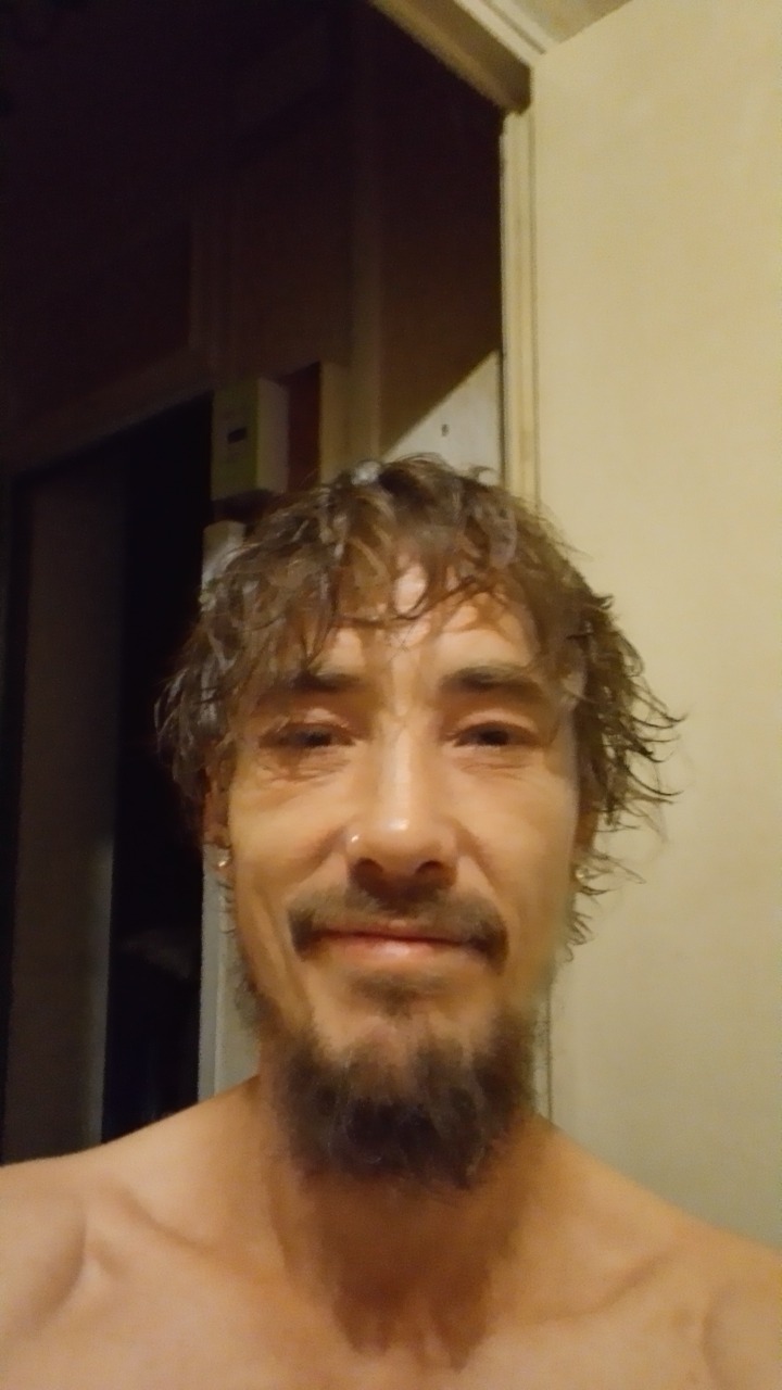 Profil de Lory, 39 ans, Gay rencontre à Gänsbrunnen