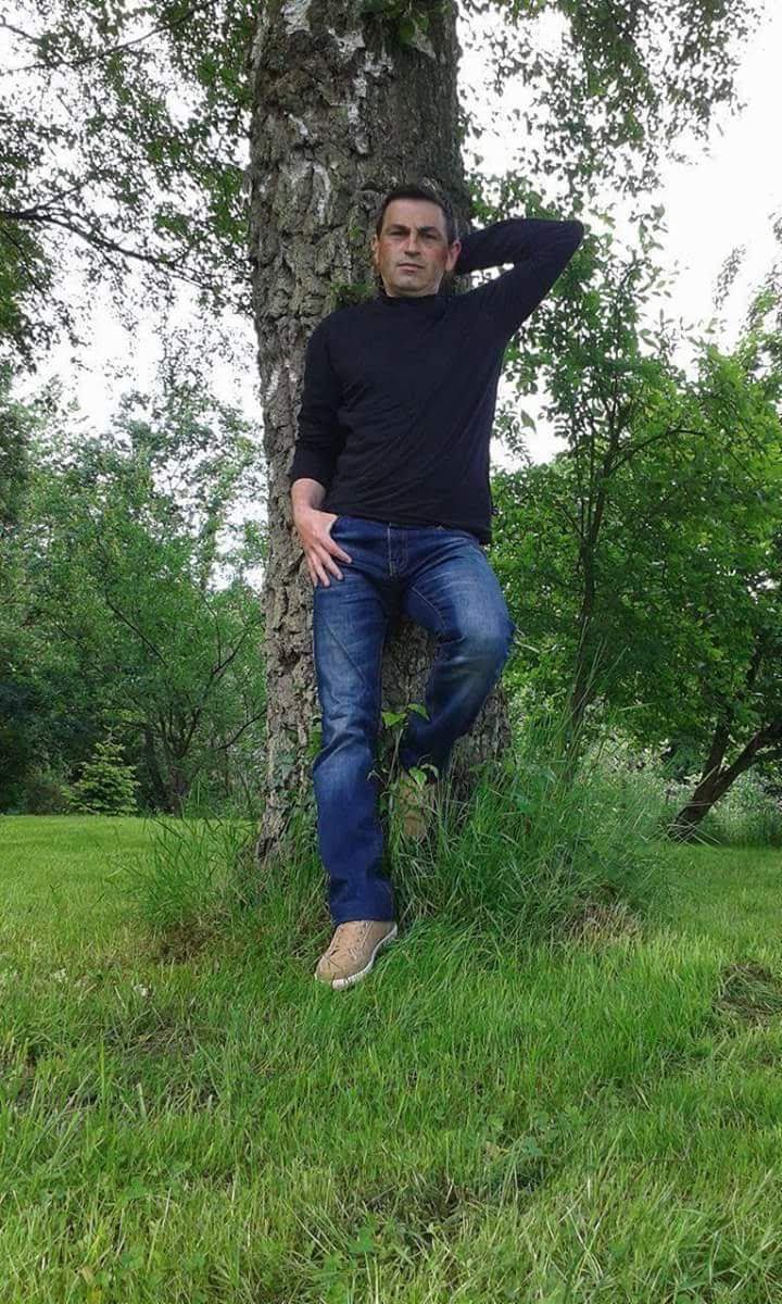 Profil de Rodin, 41 ans, Gay rencontre à Molinis