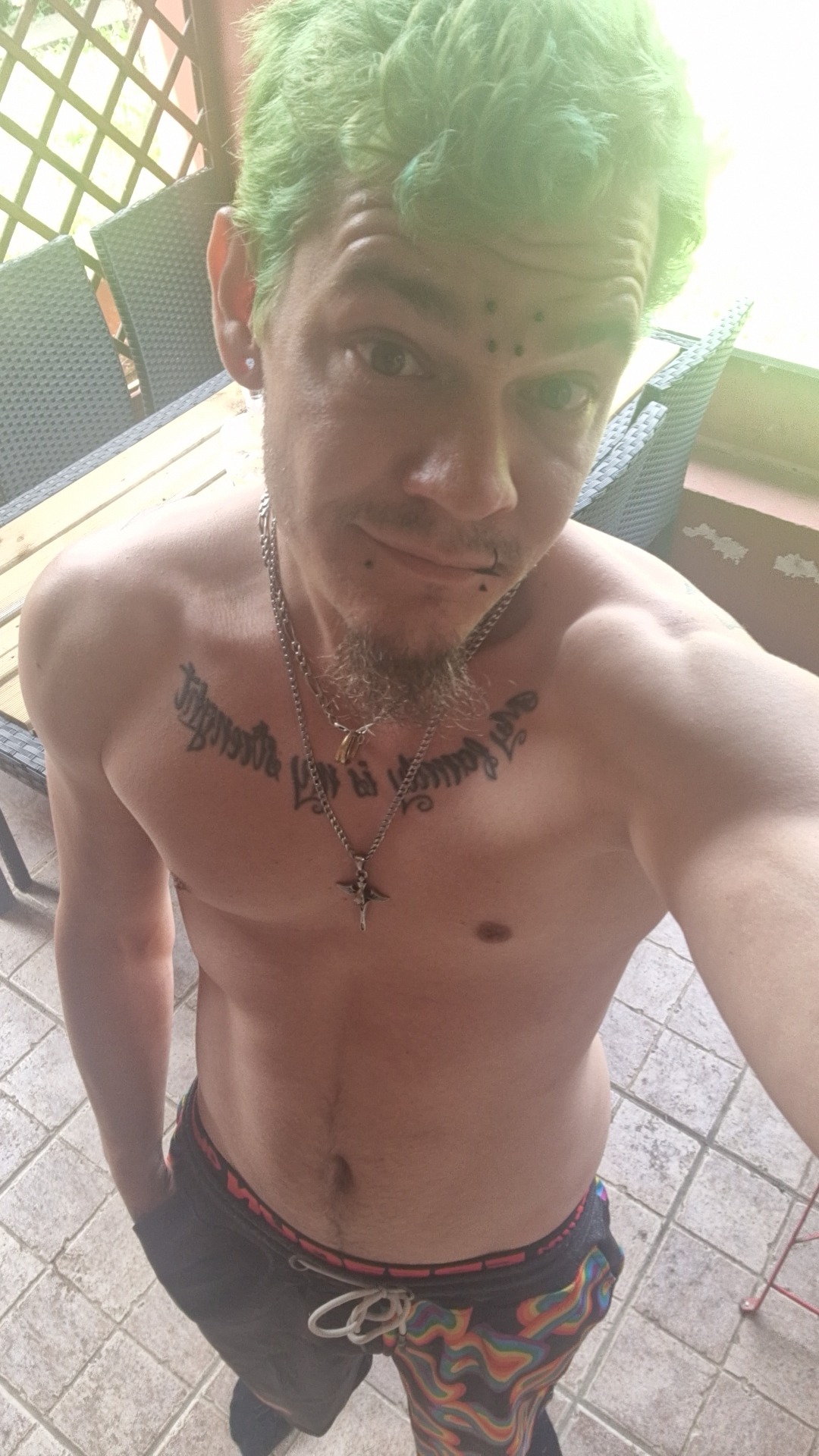 Profil de Argann, 26 ans, Gay rencontre à Luven