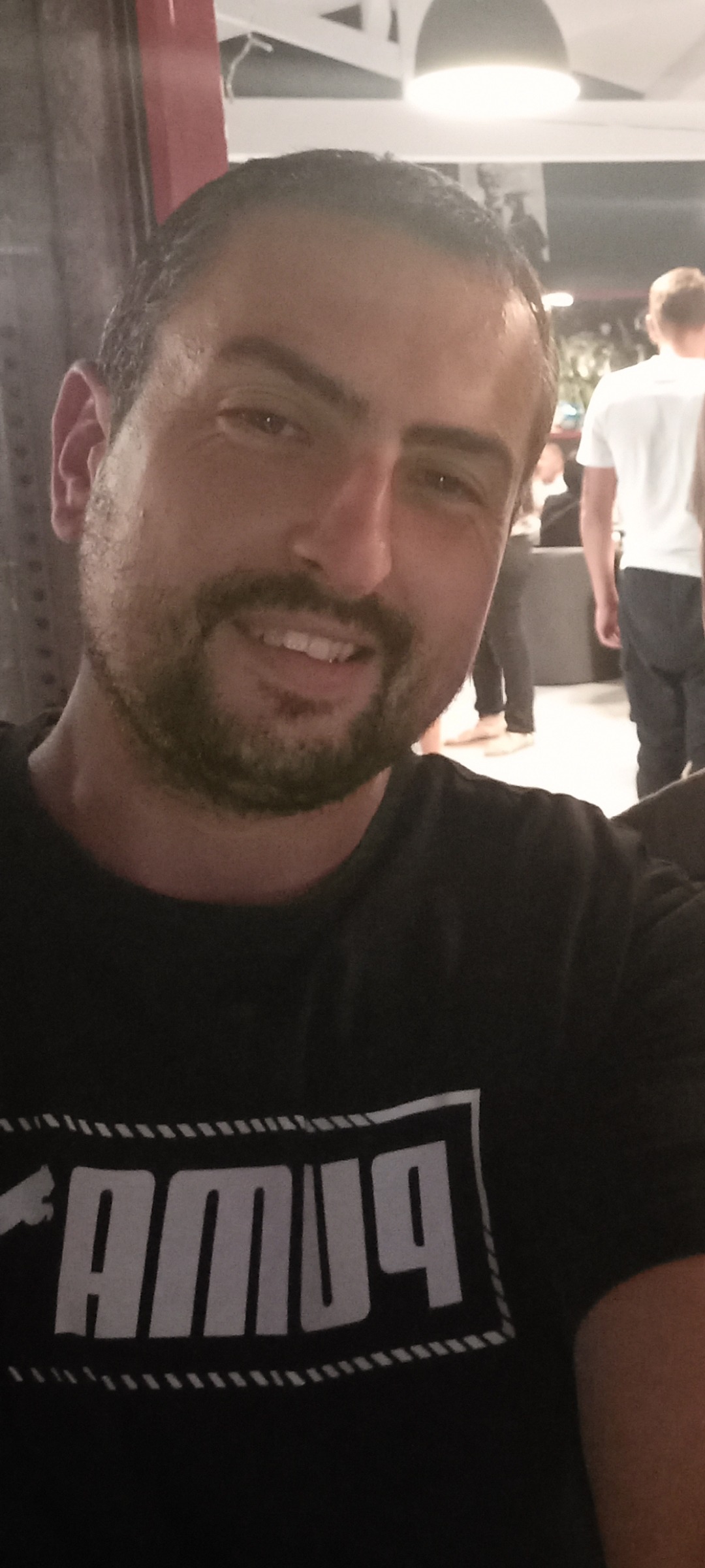 Profil de Nahyl, 37 ans, Gay rencontre à Chenaux
