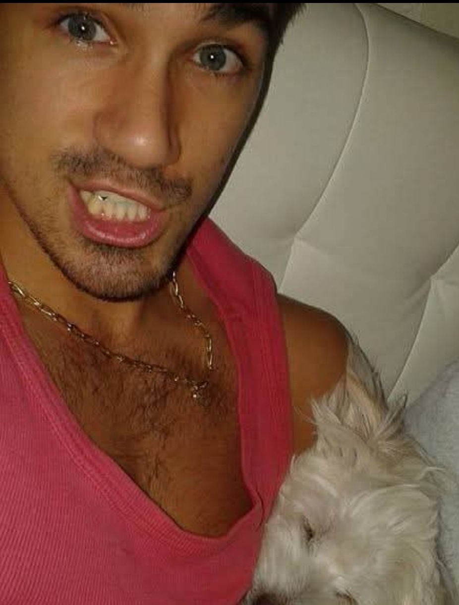 Profil de Alican, 31 ans, Gay rencontre à Mulegns