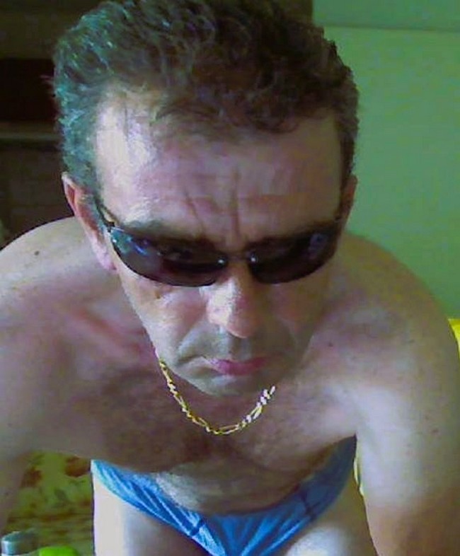 Profil de Miroslav, 54 ans, Gay rencontre à Démoret