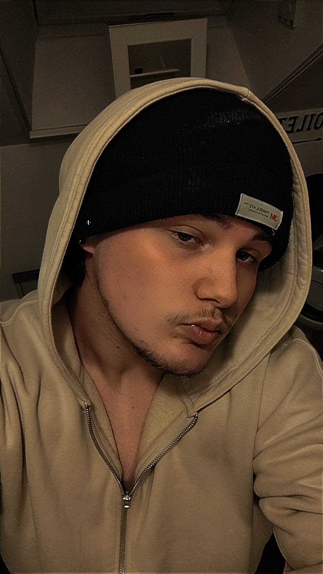 Profil de Turgay, 19 ans, Gay rencontre à Tscheppach
