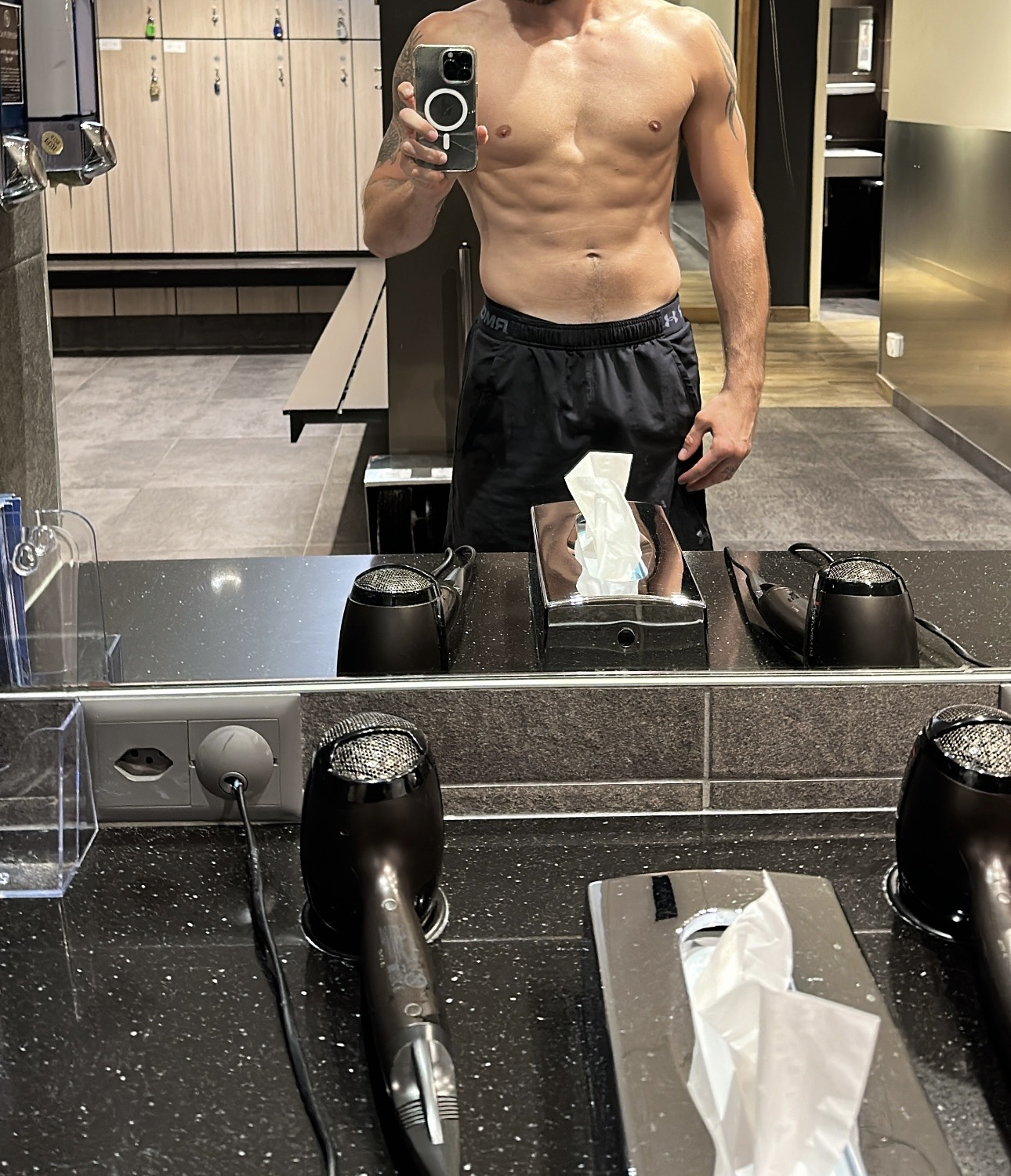 Profil de Mali, 25 ans, Gay rencontre à Bedano