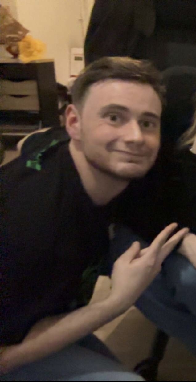 Profil de Ermin, 24 ans, Gay rencontre à Lignerolle