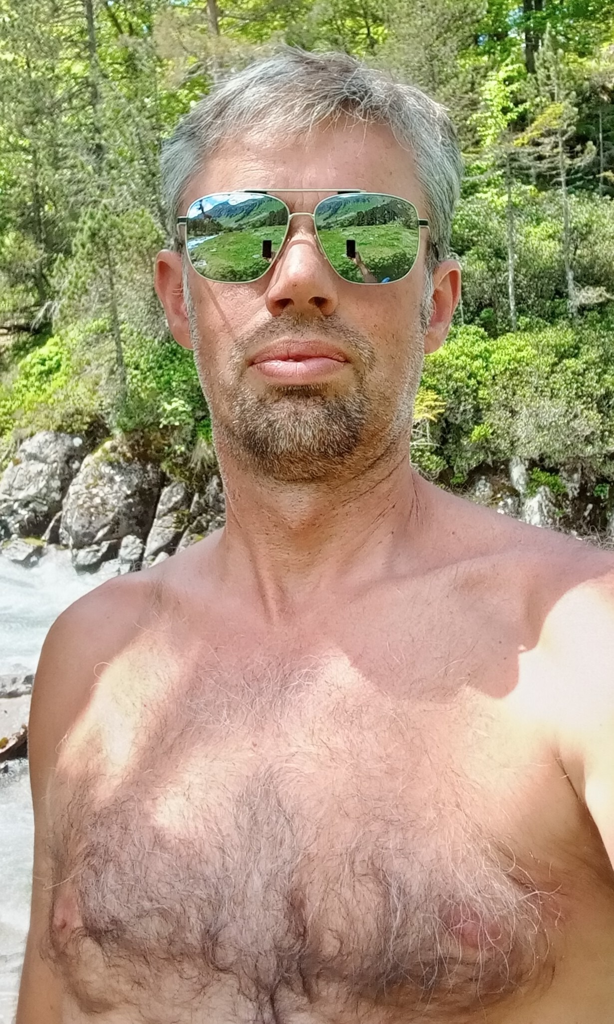 Profil de Saturnin, 54 ans, Gay rencontre à Bärschwil