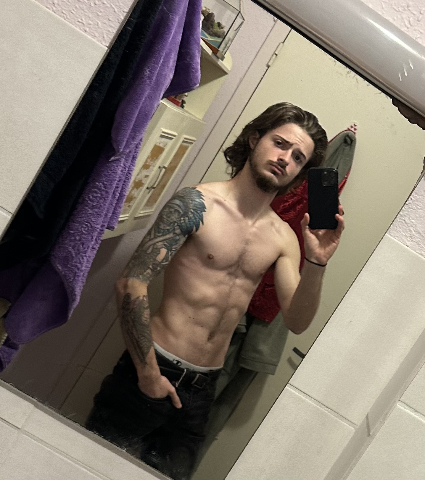 Profil de Enrique, 27 ans, Gay rencontre à Almens