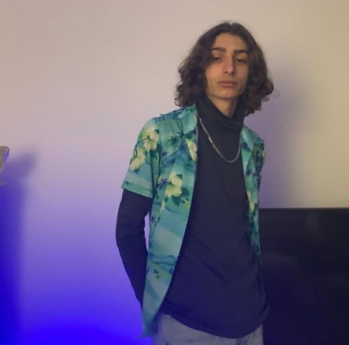 Profil de Waël, 22 ans, Gay rencontre à Bärschwil