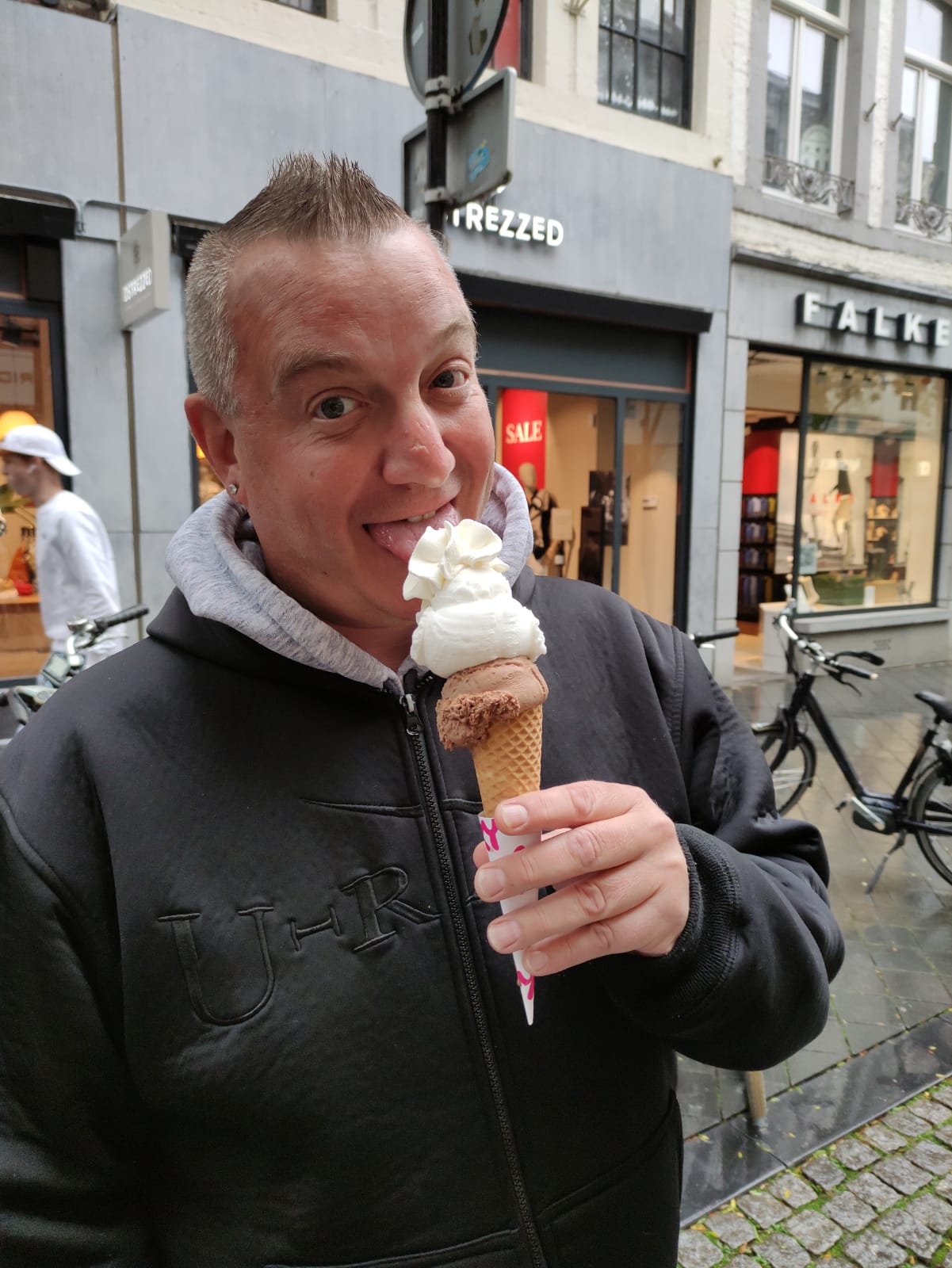 Profil de Serhan, 49 ans, Gay rencontre à Pratval