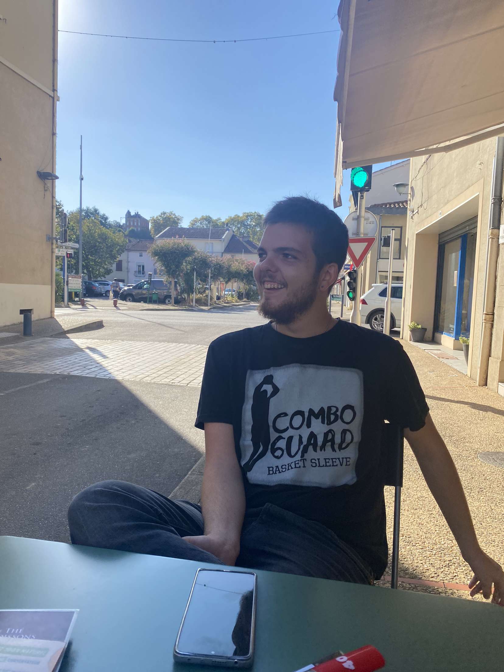 Profil de Lilyan, 22 ans, Gay rencontre à Stierva