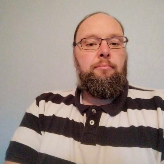 Profil de Mahfoud, 50 ans, Gay rencontre à Faoug