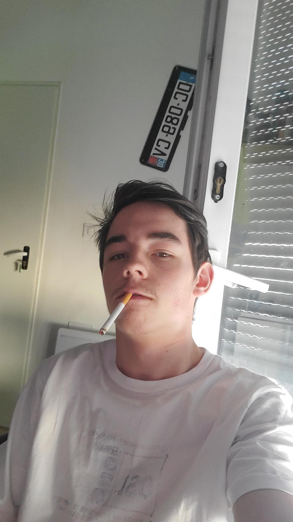 Profil de Balthasar, 23 ans, Gay rencontre à Grand-Lancy